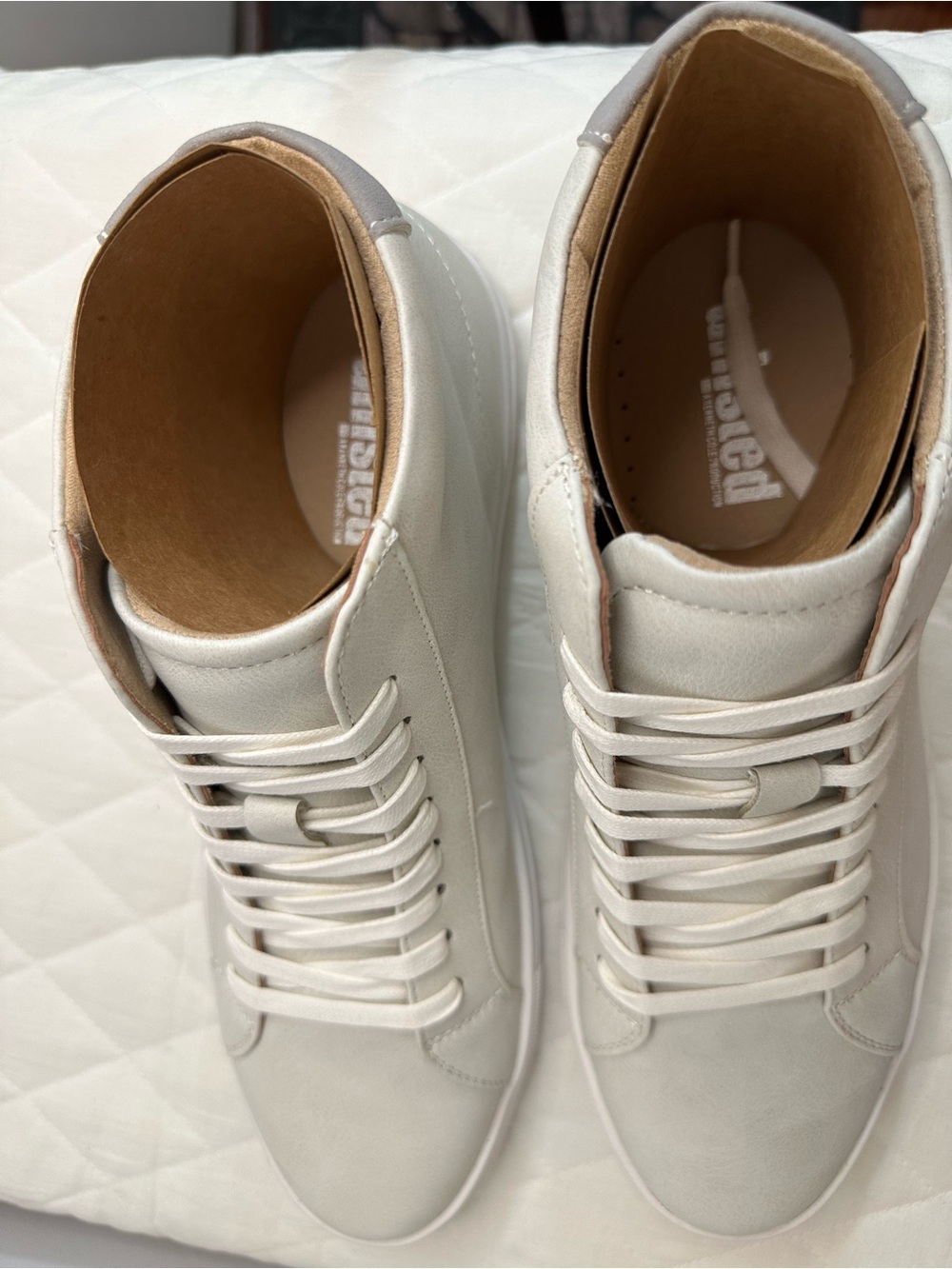 Kenneth Cole Unlisted Mens Size 9 White High-Top Leather Sneakers Lace Up New - Picture 7 of 8